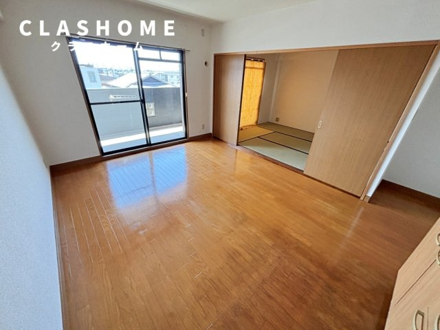 エクセル　　刈谷市近郊の賃貸はクラスホームの居間・リビング|同物件の別部屋になります。