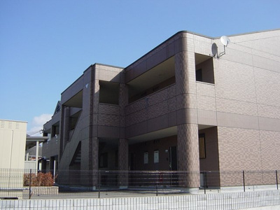 【外観】 | ラフィーネ | 外観写真（昼）