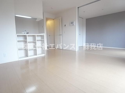 【居間・リビング】 | ひばりパークＢ | おしゃれなリビングです