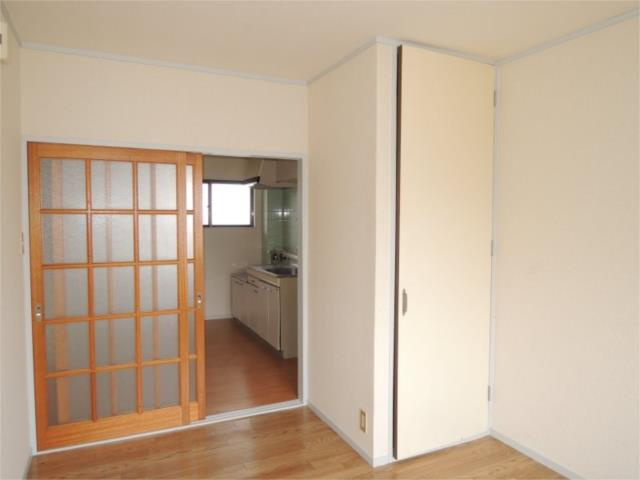 川崎市多摩区菅６丁目の賃貸マンションの内装