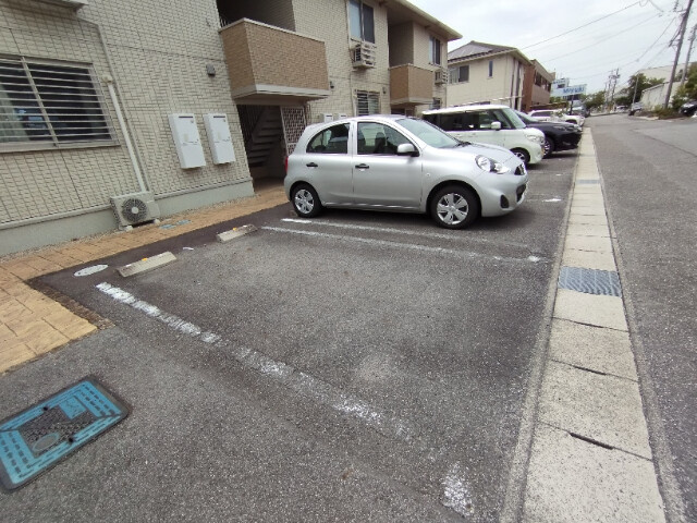 ル・ウィットの駐車場