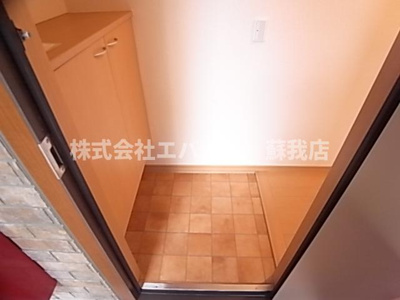 【玄関】 | ハイツ・プリマベーラ | 明るい玄関です