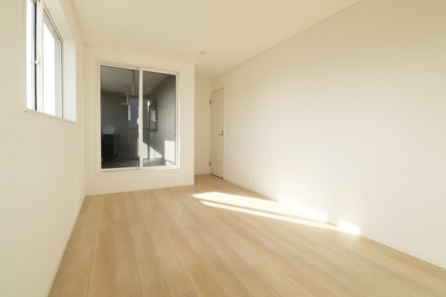 須賀川市日向町　　　１号棟　　　西袋1小学校、西袋中学区のバルコニー|※同社施工例
