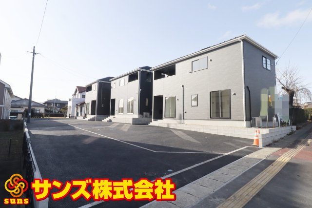 須賀川市日向町　　　１号棟　　　西袋1小学校、西袋中学区の外観|南東側から見た区画全体