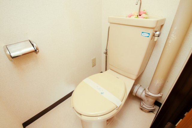 ヒルズ司Ⅰのトイレ|※同じ間取りタイプの違う号室の写真です。