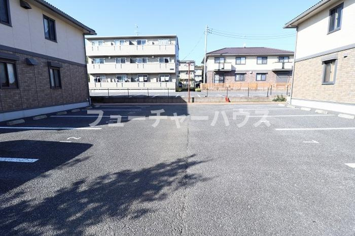 大黒屋　6の駐車場