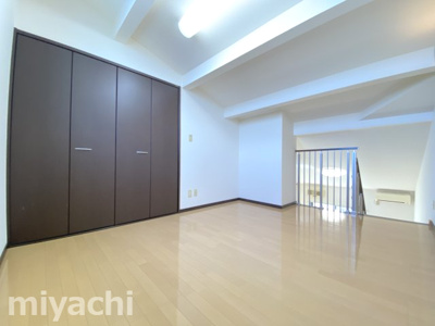 【洋室】 | モンシェール国府