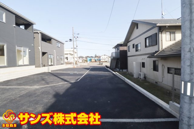 須賀川市日向町　　　3号棟　　　西袋1小学校、西袋中学区の外観|南東側から見た区画全体