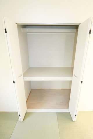 須賀川市日向町　　　3号棟　　　西袋1小学校、西袋中学区の収納|※同社施工例
