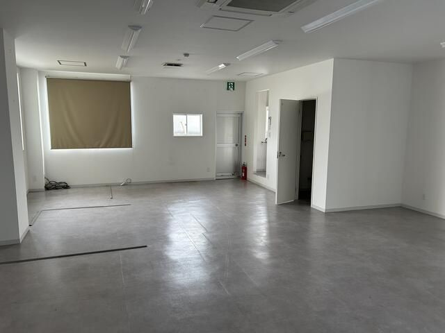ヤングビル