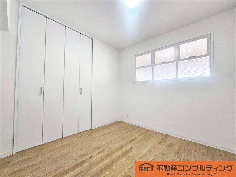 鳴尾小松住宅A棟の寝室