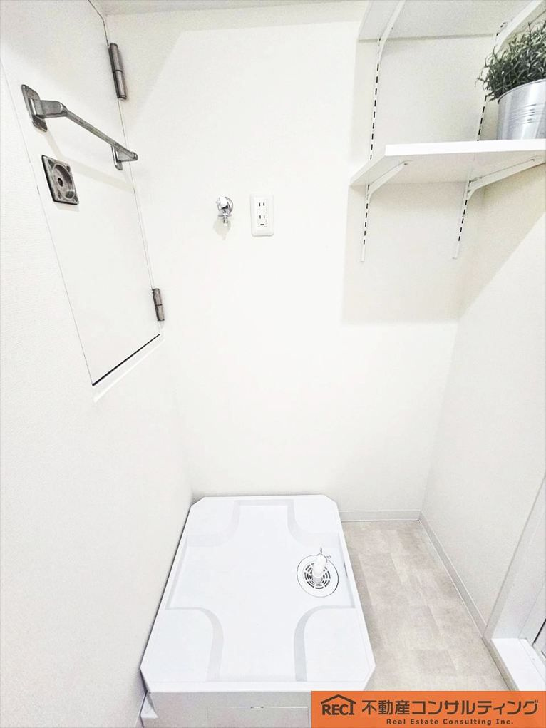 鳴尾小松住宅A棟のランドリースペース