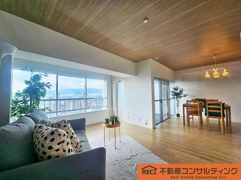 鳴尾小松住宅A棟の内装|眺望良好