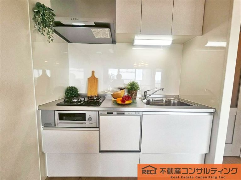 鳴尾小松住宅A棟のキッチン|小松小学校・学文中学校徒歩10分圏内！