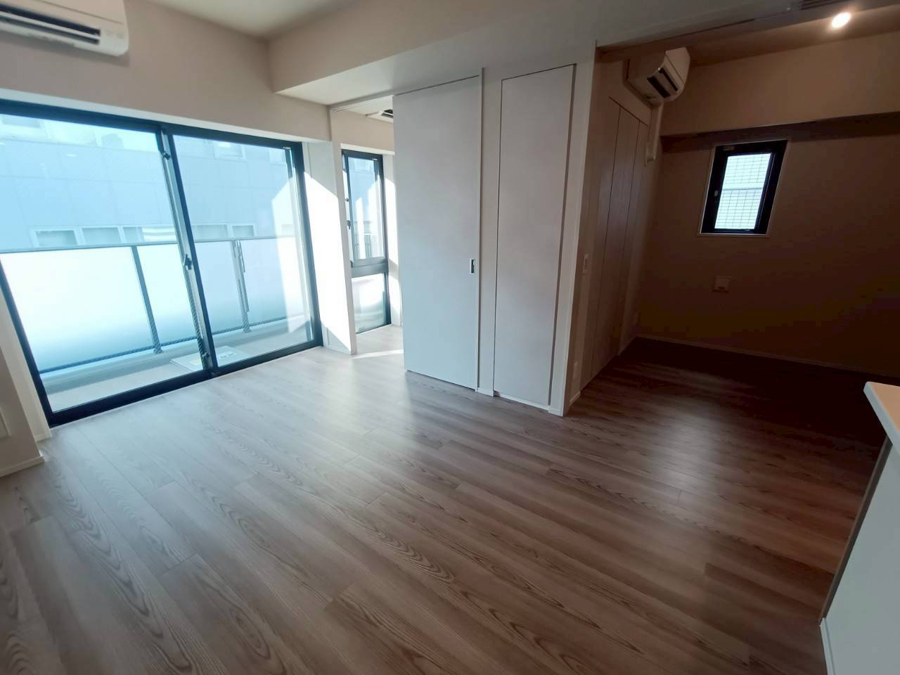 【居間・リビング】