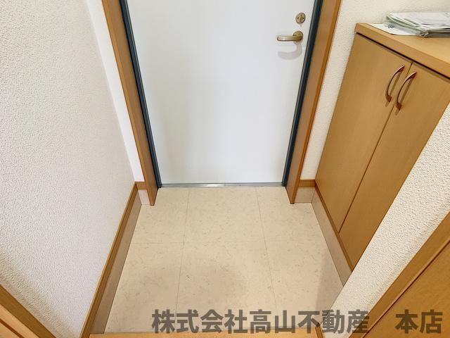 ロイヤルシティ自由ヶ丘の玄関