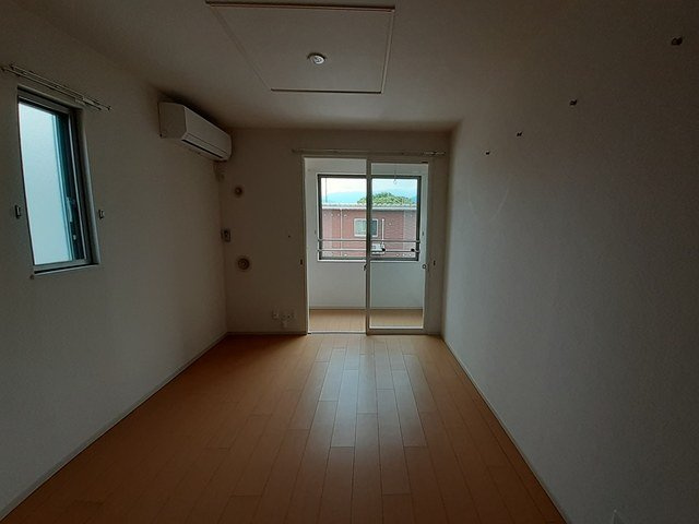 メゾン　大泉　Ⅰの居間・リビング