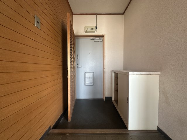 マンション・明舞バザールの玄関
