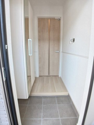 【玄関】 | アルバ　エレガンテ　Ⅱ