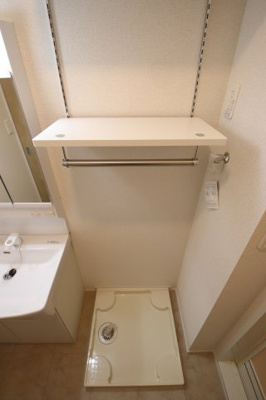 【設備】 | グラスランド・ウェル | 室内洗濯機置場