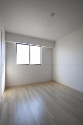 【寝室】 | グラスランド・ウェル