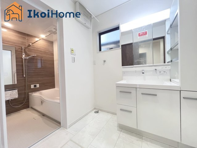 明石市朝霧町2丁目　新築戸建　の洗面所|【ホームページに現地動画掲載中】●年中無休：当日予約可●洗濯パン未設置。設置依頼等も承っております