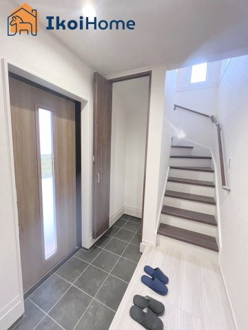 明石市朝霧町2丁目　新築戸建　のその他|【ホームページに現地動画掲載中】●年中無休：当日予約可●土間収納・SIC完備の収納豊富な玄関スペース