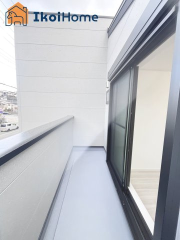 明石市朝霧町2丁目　新築戸建　のバルコニー|【ホームページに現地動画掲載中】●年中無休：当日予約可●陽当り良好バルコニー！屋根は８万円～設置可。