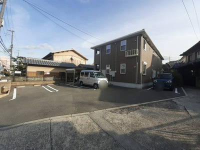 【駐車場】 | ブル－ロ－ズ