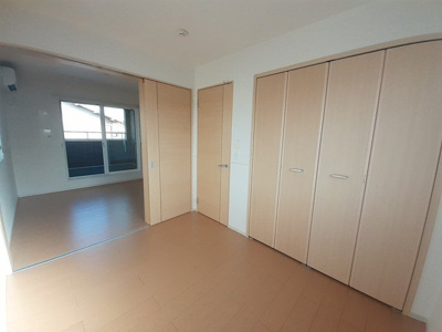 【内装】 | ブル－ロ－ズ