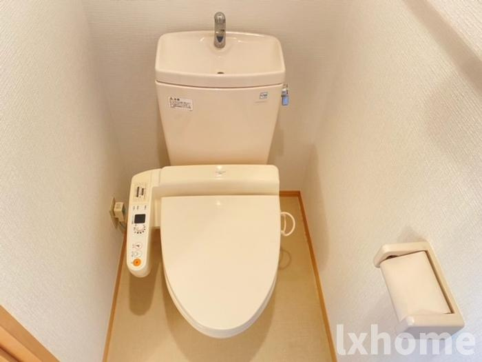 テラー・ウエスト新芦屋のトイレ|コンパクトで使いやすいトイレです