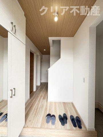 【玄関】 | 高崎市下豊岡町１期１号棟