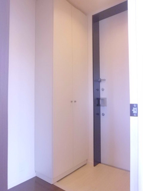 メゾン・ド・港南台の玄関