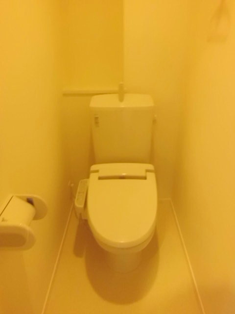 メゾン・ド・港南台のトイレ