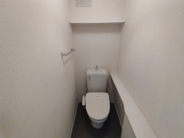 レスポワールA棟のトイレ