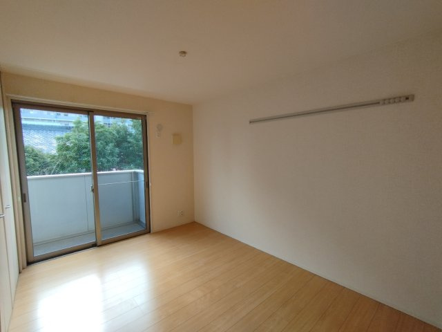 レスポワールA棟の居間・リビング