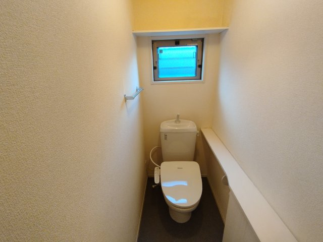 レスポワールA棟のトイレ