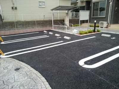 【駐車場】 | チャコール | 駐車スペースもあります