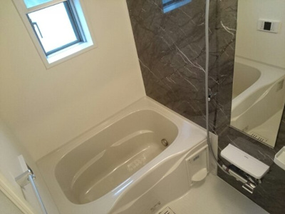 【浴室】 | チャコール | お風呂で日々の疲れを落としましょう