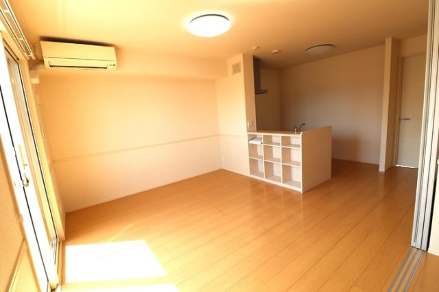 プランドールの居間・リビング