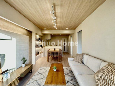 【居間・リビング】 | グリーンコーポ京成小岩 | 【居間・リビング】「ＬＤＫは家族団らんをデザイン」広いＬＤＫでは家族が集まり一緒の時間を過ごせる工夫がされております。何気ない一日の当たり前のひとコマがいつか一生の宝物になります