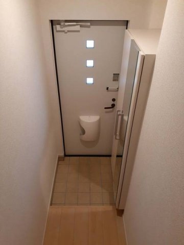 アークヒルズＬの玄関|明るい玄関です