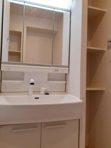 アークヒルズＬの洗面所|忙しい朝には欠かせない洗面所です