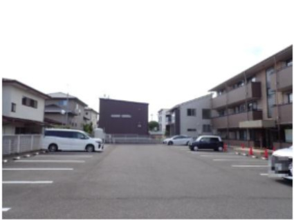 Ｄ’クレストの駐車場