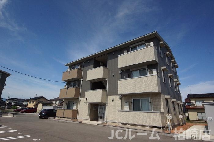 柏崎市桜木町のアパート