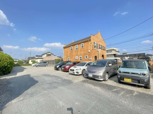 ベルフルールの駐車場