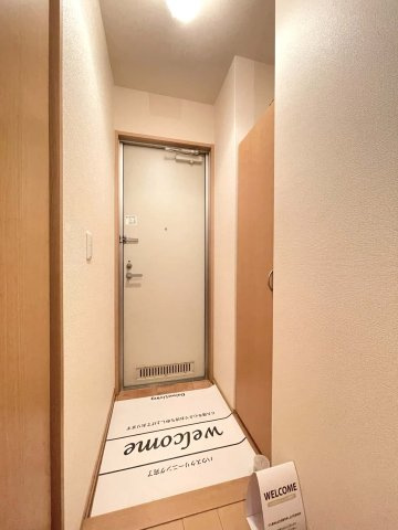 レジデンスSKの玄関|※写真は別室になります。