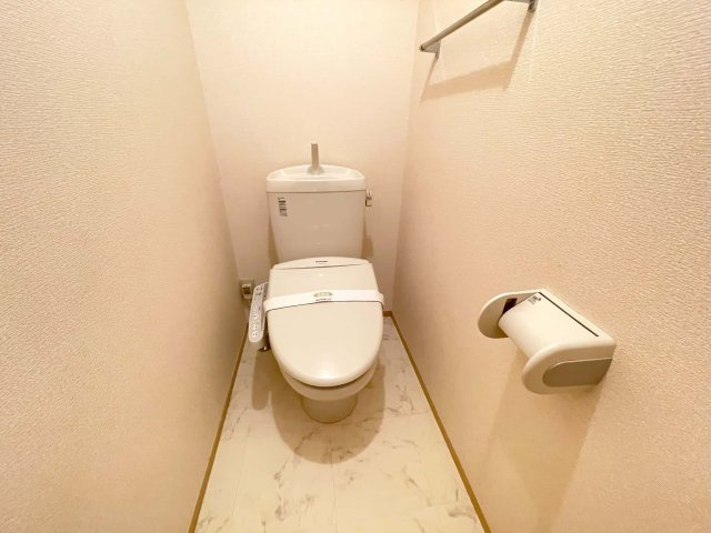 レジデンスSKのトイレ|※写真は別室になります。