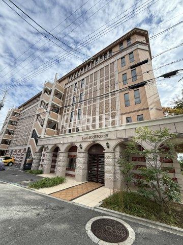 Luxe新大阪SOUTHの外観