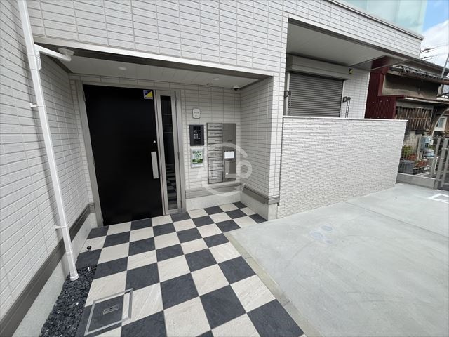 アパートメントyⅡのエントランス|アパートメントyⅡ　エントランス